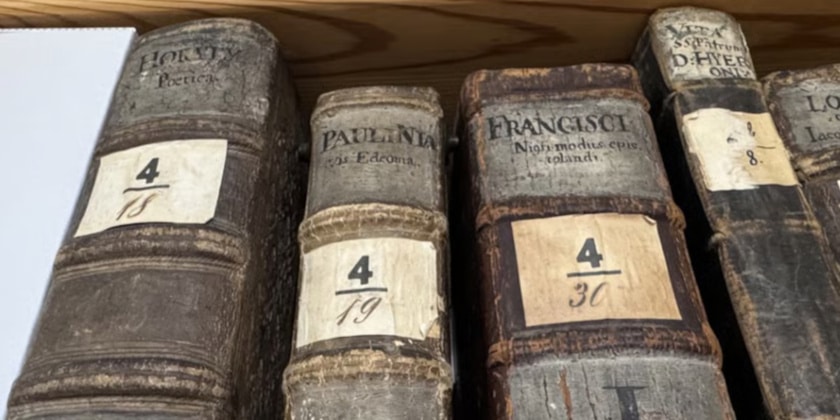 Provinzbibliothek Eger
